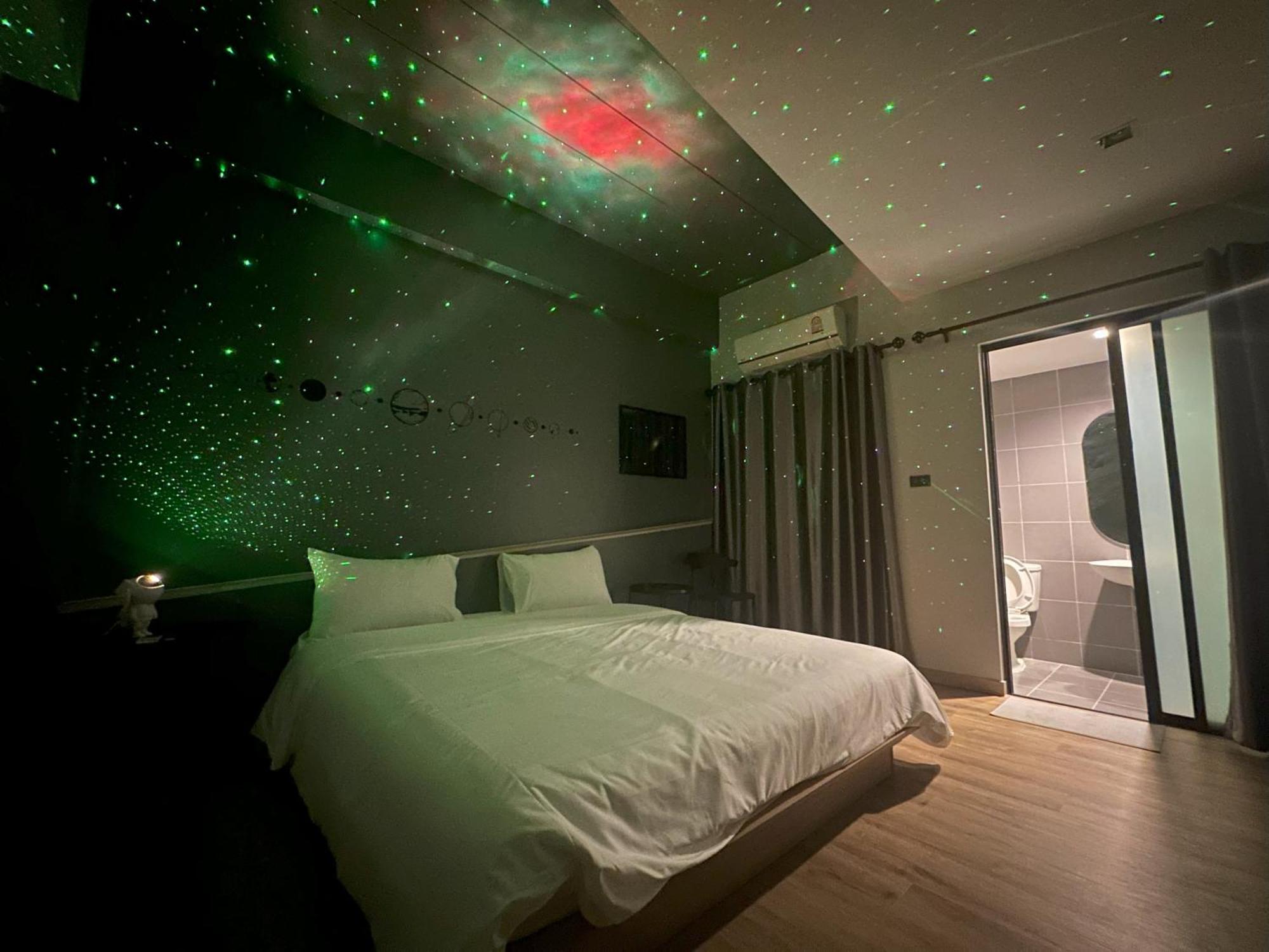 Bed-Room At Suvarnabhumi Airport - Newly Renovated Bangkok Buitenkant foto