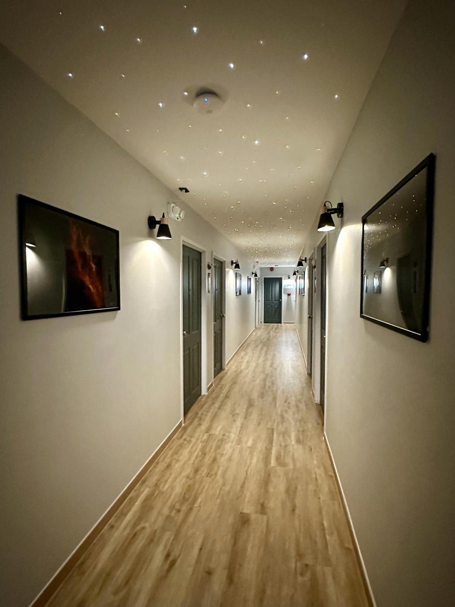 Bed-Room At Suvarnabhumi Airport - Newly Renovated Bangkok Buitenkant foto
